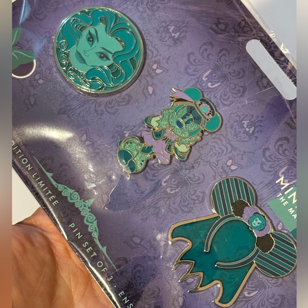 NWT Minnie Mouse: The Main Attraction Pin Set –The Haunted Mansion-LR - Picture 4 of 11